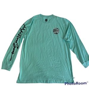 Maui and sons shirt size XL